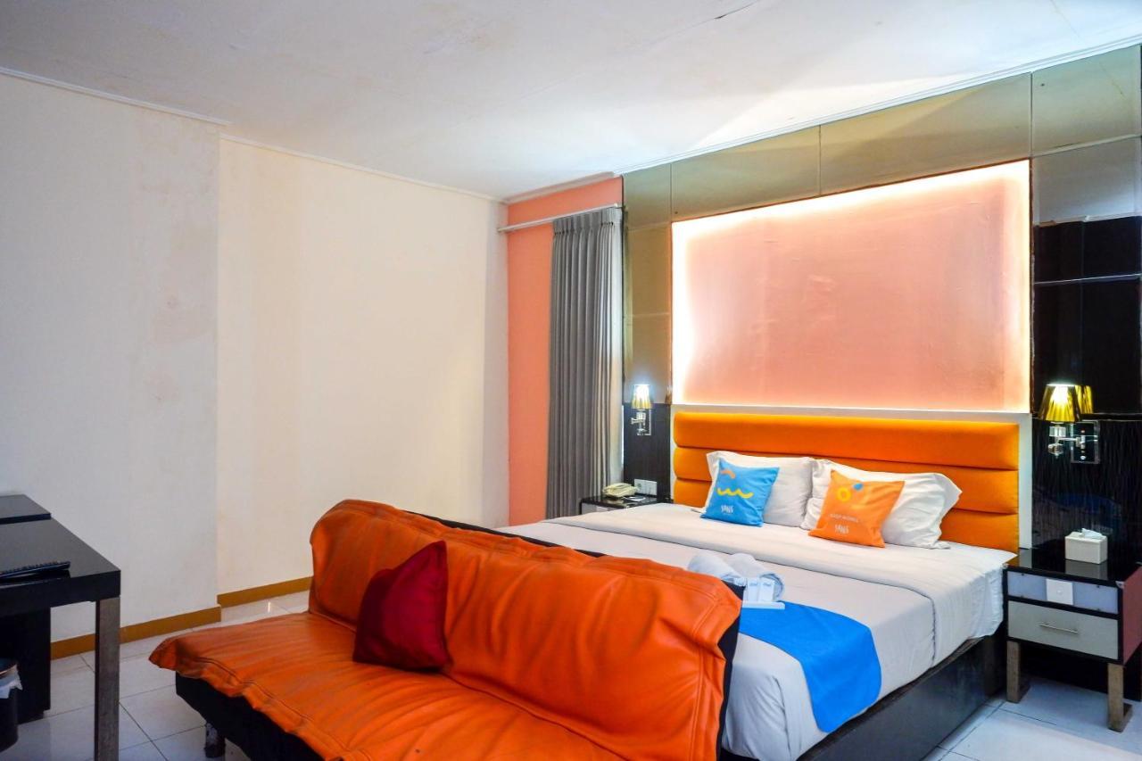 Sans Hotel International Surabaya Gubeng 外观 照片