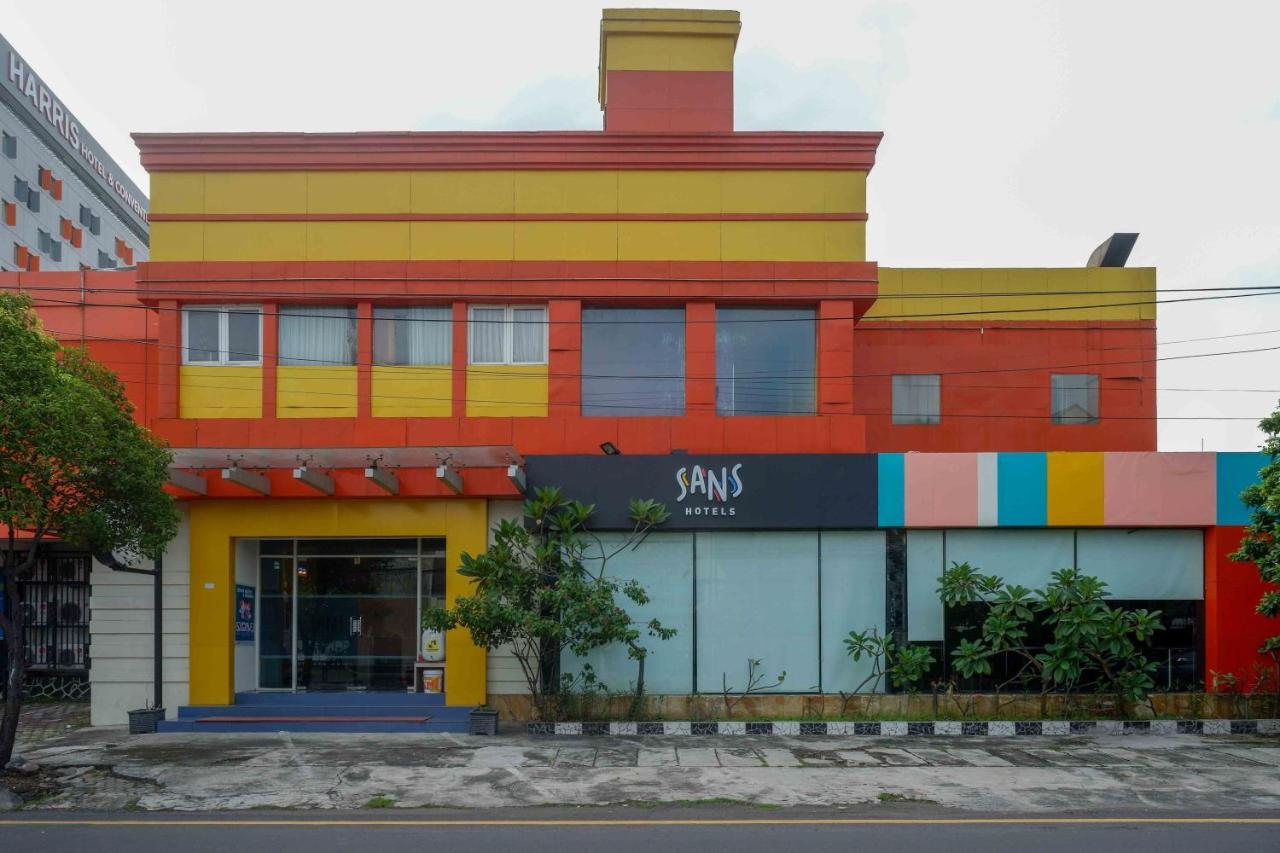 Sans Hotel International Surabaya Gubeng 外观 照片